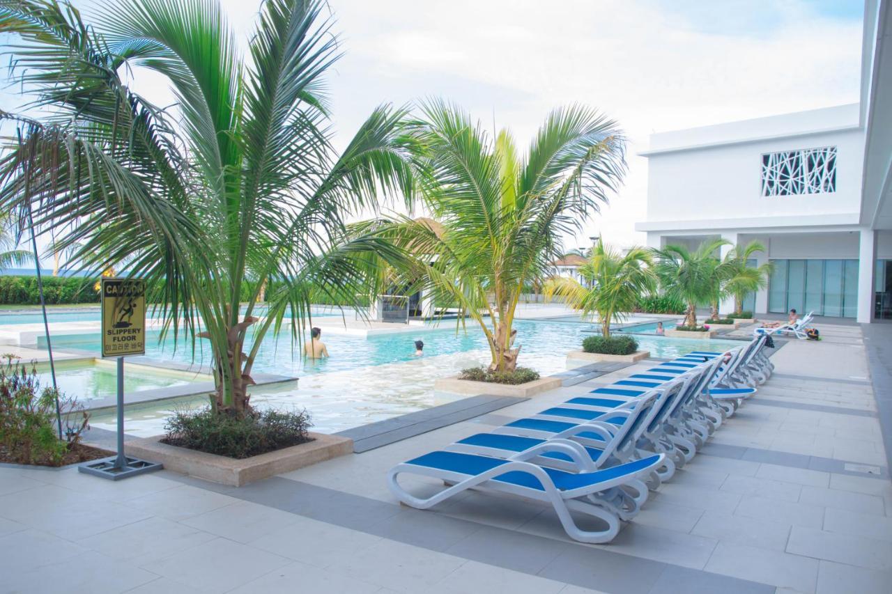 Willa Oceanfront At Arterra, Fast Wifi, Nflix, Kitchen - H Or L Lapu-Lapu City Zewnętrze zdjęcie