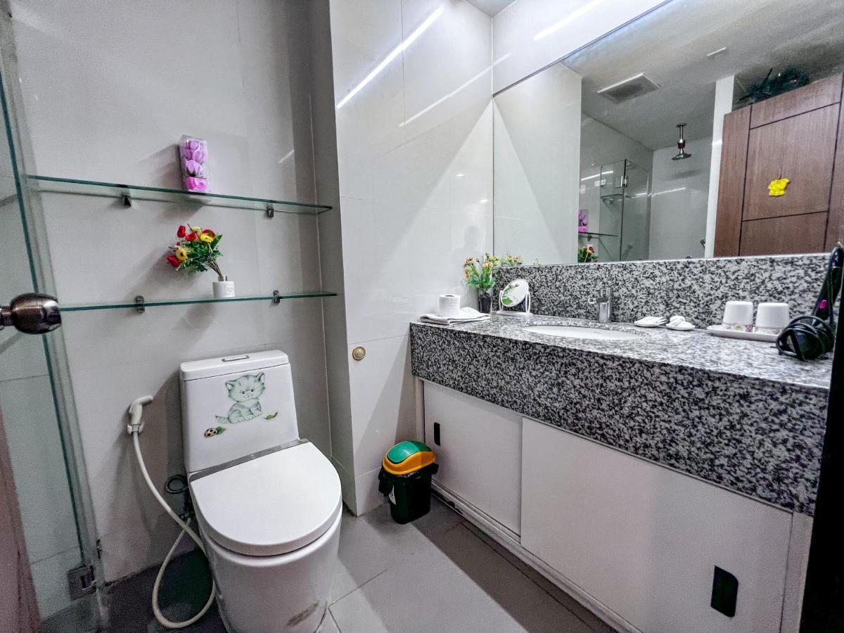 Willa Oceanfront At Arterra, Fast Wifi, Nflix, Kitchen - H Or L Lapu-Lapu City Zewnętrze zdjęcie